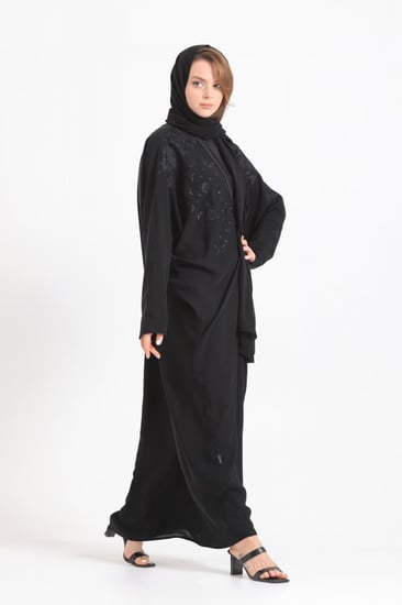 عباية فراشة تطريز