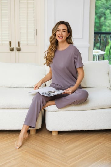 بيجامة إيڤا