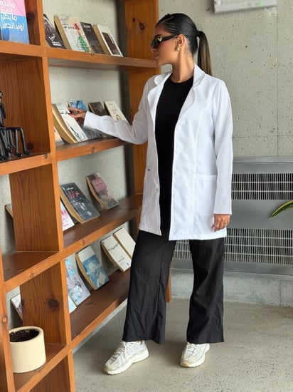 Classic flowers II lab coat