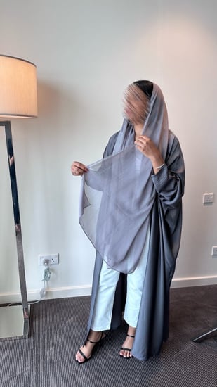 عباية الدلوعات ( خمسة الوان )