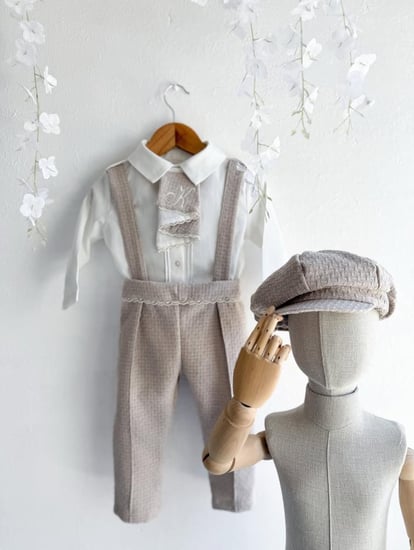 طقم ولادي قميص + افرهول رمادي  + طاقيه