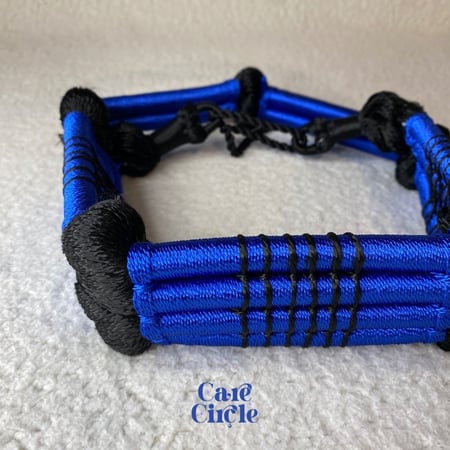 عقال الفرسان | أزرق