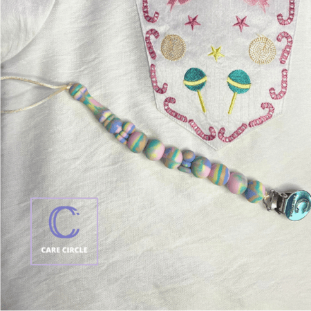 سبحة حامل للمصاصة