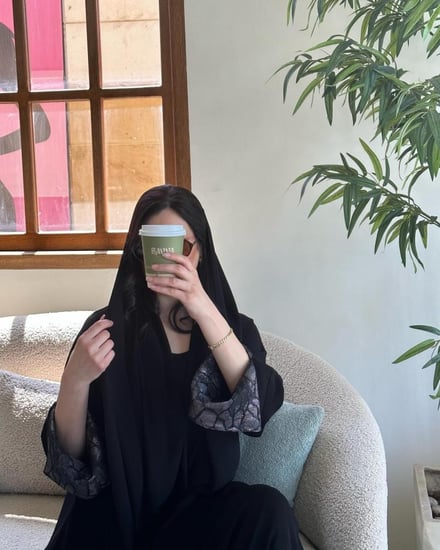 Abaya Y2