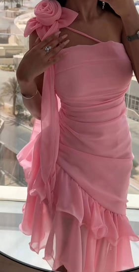 فستان شيفون قصير لون بينك