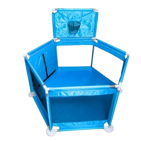 حاجز او محبس للاطفال مع كور سداسي الشكل مع فتحة جانبية لون عشوائي