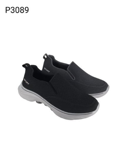 سنيكرز مرن وخفيف من M&M