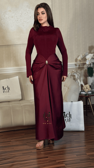 فستان طويل كم استرتش عنابي من دار رينا