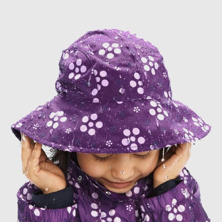 قبعة مطر من توشيبو