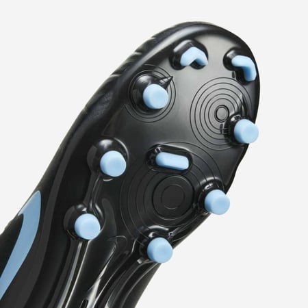 حذاء نايك تيمبو ليجند 10 كلوب FG