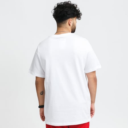 تيشيرت رياضي نايك