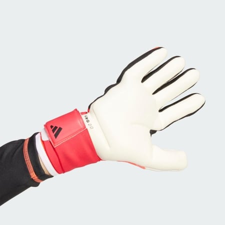 قفاز أديداس بريداتور كومبيتيشن