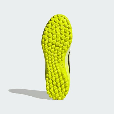 حذاء أديداس F50 كلوب تي أف