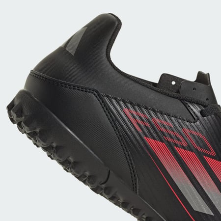 حذاء أديداس F50 كلوب تي أف