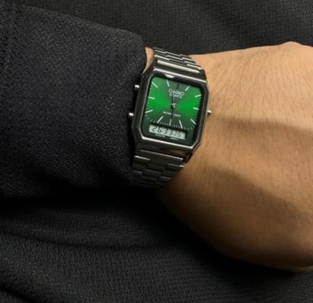 ساعة كاسيو casio vintage اخضر