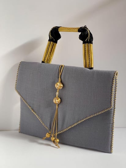 بقشة مثلث (معقل)