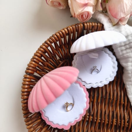 خاتم حديثي ولاده