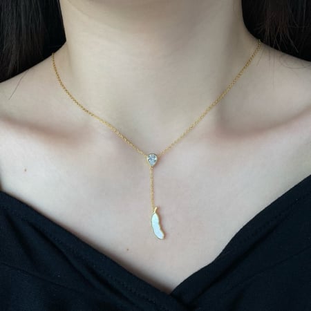 قلادة بنانه من من الفضة و صدف البحر و أحجار الCZ