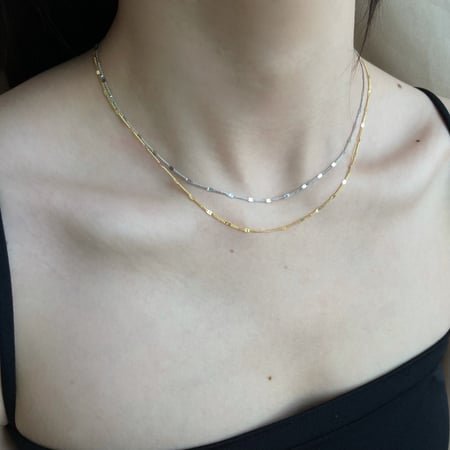 سلسال ناعم بدقة من الفضة المطلية بالذهب