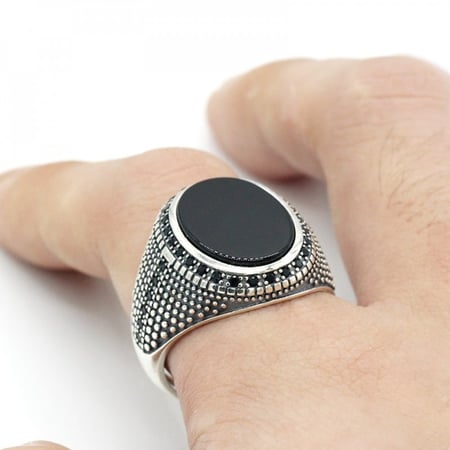 خاتم رجالي بحجر العقيق اليماني أونكس