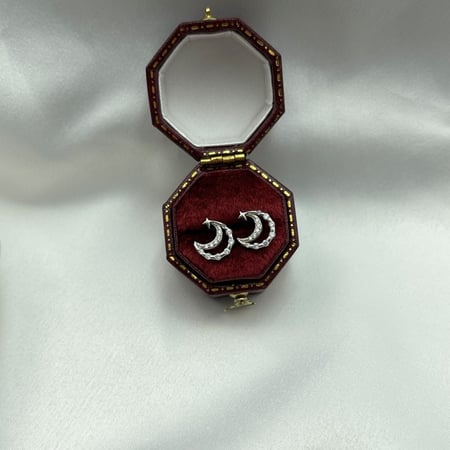 حلق هلال من الفضة المطلية بالروديوم