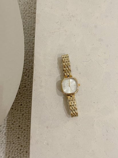 ساعة نسائية