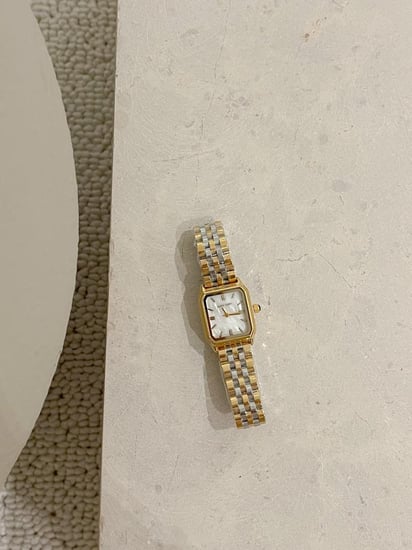 ساعة نسائية