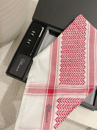 طقم رجالي مميز