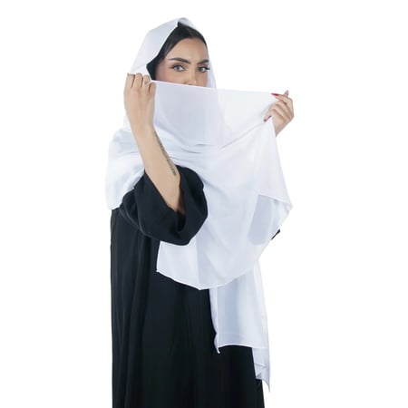 طرحة ملونة سادة أبيض