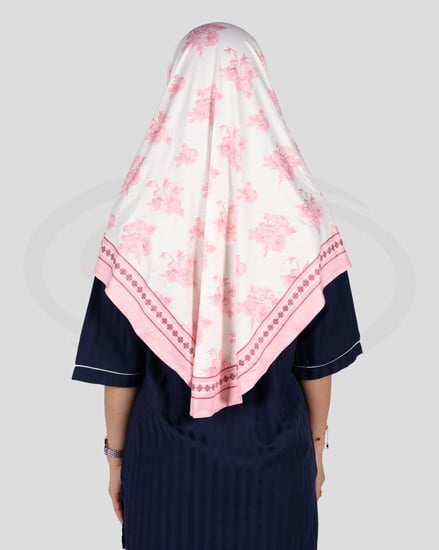 حجاب عاملات منزلية بطابع ورد