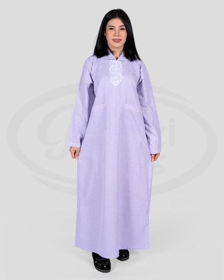 قميص عامله اكمام طويله