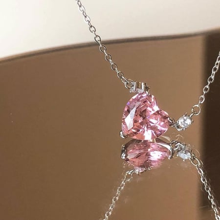 قلادة LiLy Pink