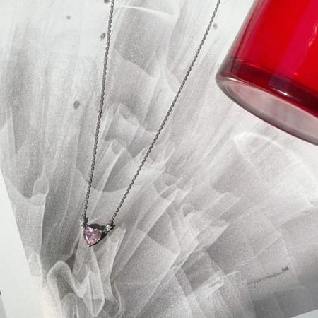 قلادة LiLy Pink