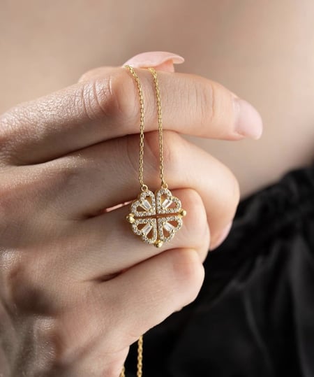 قلادة القلوب