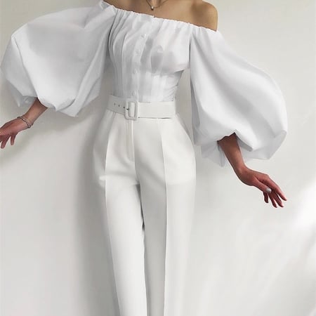 بلوزه بيضاء باكمام منفوخه