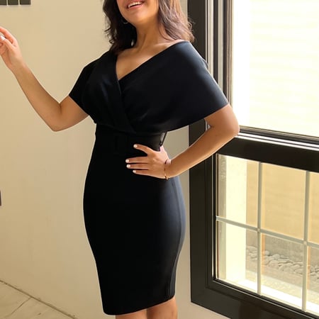 فستان قصير بأكمام منسدلة