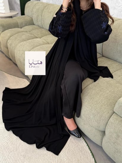 عباية الجوري دبل كلوش بقماش كريب ملكي تطريز وشك كحلي