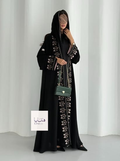 عباية ملاذ دبل كلوش بقماش انترنت تطريز وردي