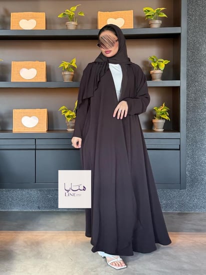 عباية كولينا دبل كلوش بقماش كريب رموش شامل طرحه كسرات بني