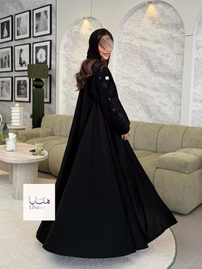 عباية الجوري دبل كلوش بقماش كريب ملكي تطريز وشك كحلي