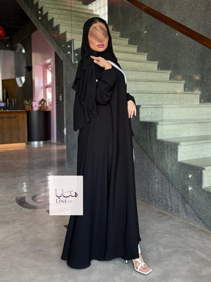 عباية كولينا دبل كلوش بقماش كريب رموش شامل طرحه كسرات اسود