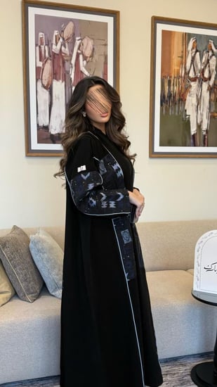 عباية شيهانه قماش سيراميك مع روكاما مطرز كحلي