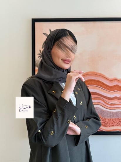 عباية سناء بقماش كريب كتان اخضر غامق