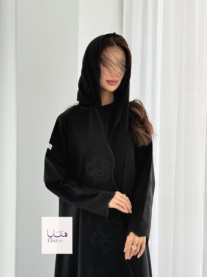 عباية الفارقه بقماش كريب كتان تطريز اسود