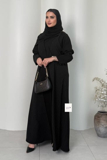 عباية شروق رسميه بقماش كتان مع كريب مقلم