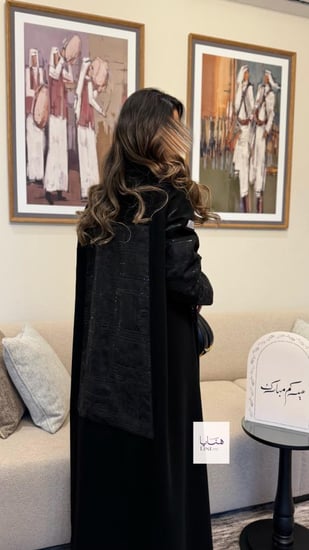 عباية شيهانه قماش سيراميك مع روكاما مطرز اسود