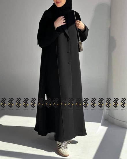 عباية تانيا سوداء كتف