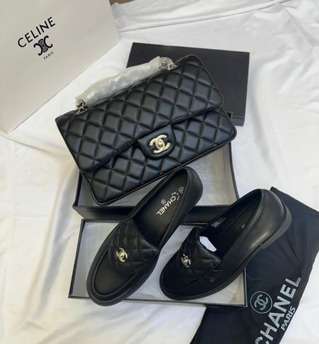 طقم مع جميع الملحقات