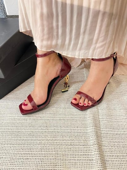 كعب سان لوران