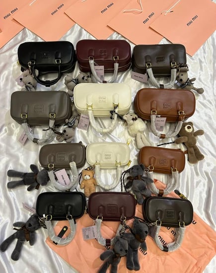 شنط ميو ميو